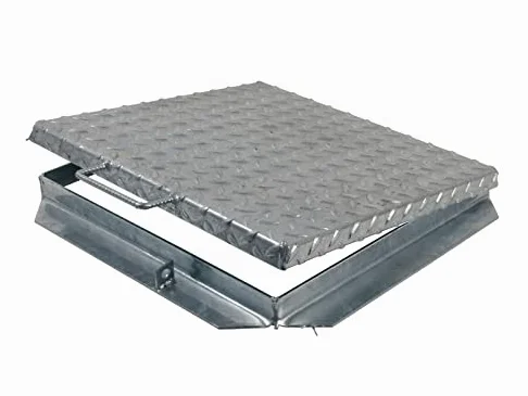 CHIUSINO ZINCATO PER CISTERNA CON CERNIERA E TELAIO (CM 60X60)