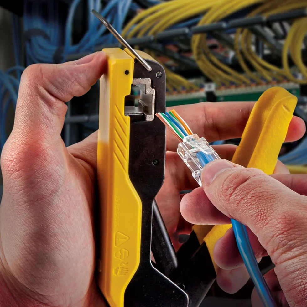 Crimpatrice compatta pass-thru modulare per connettori dati Pass-THU RJ45 Klein Tools VDV226-005