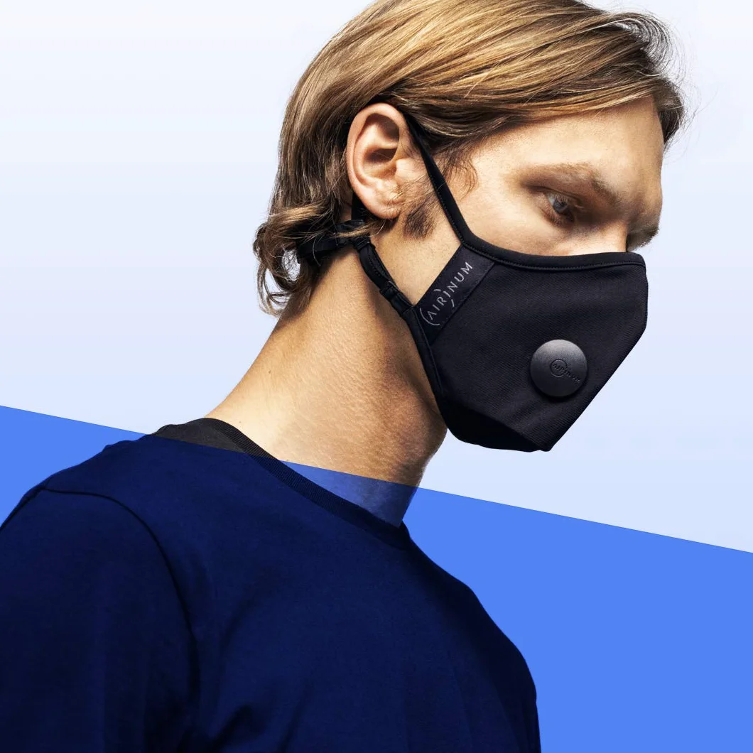 Airinum Urban Air Mask 2.0 - Onyx Black S | Maschera di Protezione Respiratoria Riutilizzabile e Regolabile, Che Protegge Contro L’inquinamento, lo Smog, gli Allergeni e i Batteri
